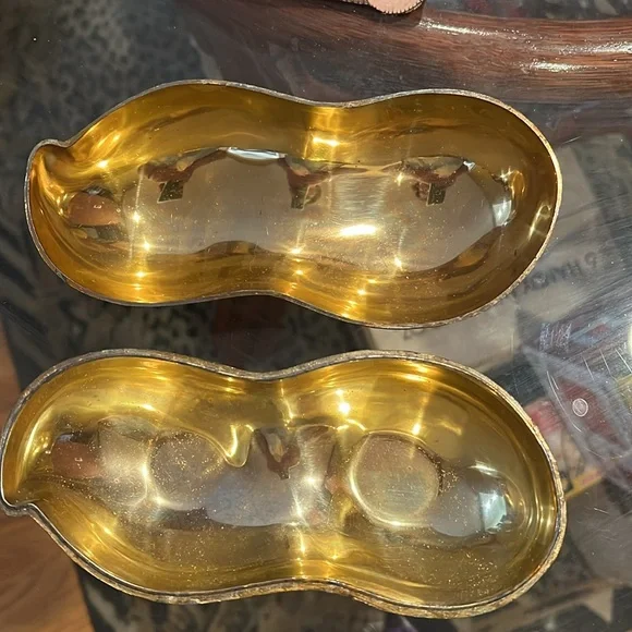 Vintage F.B. Roger’s Silverprate Peanut Shaped Lidded Bowl - Picture 2 of 6